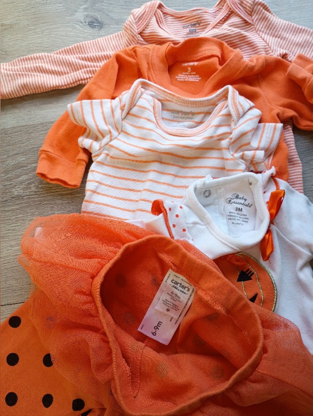 Baby Girl Halloween Pumpkin Outfit Sets 5 Piece Sz 3-6 months - Picture 6 of 9